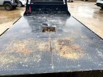 Used 2022 Ford F-550 Crew Cab Flatbed Truck for sale #300659 - photo 17