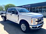 Used 2023 Ford F-250 XLT Crew Cab 4x4 Flatbed Truck for sale #302688 - photo 7