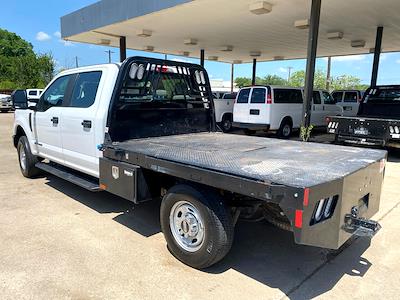 Used 2022 Ford F-250 XL Crew Cab 4x4 Flatbed Truck for sale #302754 - photo 2