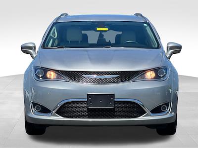 Used 2018 Chrysler Pacifica - photo 2
