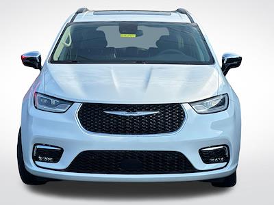 2023 Chrysler Pacifica FWD Minivan for sale #2262911 - photo 2