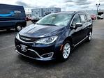 Used 2020 Chrysler Pacifica Limited Minivan for sale #47047 - photo 5