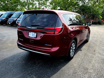 2022 Chrysler Pacifica FWD Minivan for sale #47210E - photo 2
