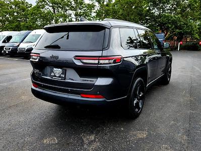 Used 2022 Jeep Grand Cherokee L Limited 4x4 SUV for sale #47303 - photo 2