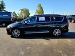 Used 2022 Chrysler Pacifica Pinnacle Minivan for sale #47470 - photo 5