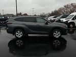 Used 2024 Toyota Highlander LE for sale #47750 - photo 9