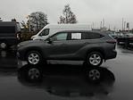 Used 2024 Toyota Highlander LE for sale #47750 - photo 6