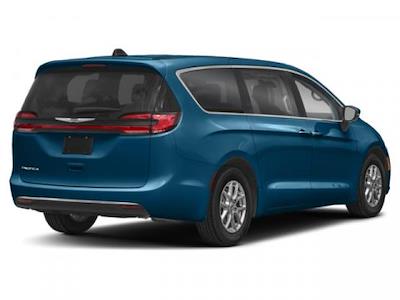 2024 Chrysler Pacifica FWD Minivan for sale #47769 - photo 2