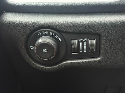 Used 2024 Chrysler Pacifica Pinnacle Minivan for sale #47829P - photo 2