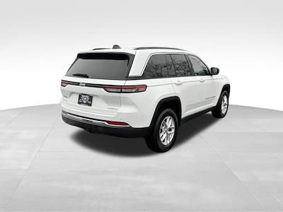 Used 2024 Jeep Grand Cherokee Laredo for sale #47840 - photo 2