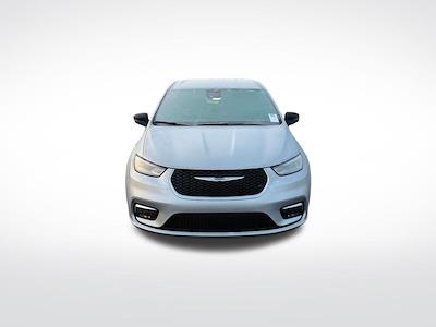 Used 2024 Chrysler Pacifica Touring L Minivan for sale #47885 - photo 2