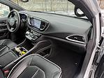 Used 2022 Chrysler Pacifica Limited Minivan for sale #47892 - photo 12
