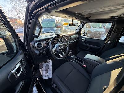 Used 2019 Jeep Wrangler - photo 1