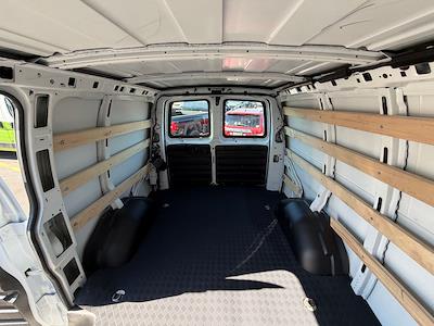 Used 2024 GMC Savana 2500 - photo 1