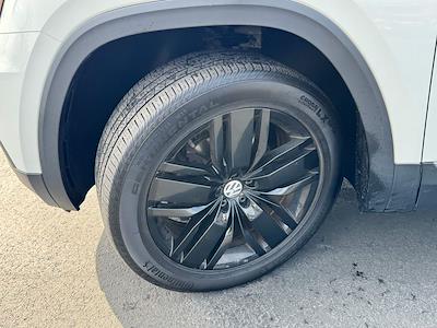 Used 2018 Volkswagen Atlas - photo 1