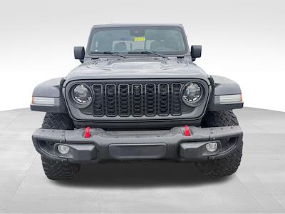 Used 2024 Jeep Gladiator - photo 1