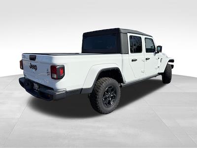 Used 2022 Jeep Gladiator - photo 1