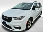 2022 Chrysler Pacifica FWD Minivan for sale #48112 - photo 3