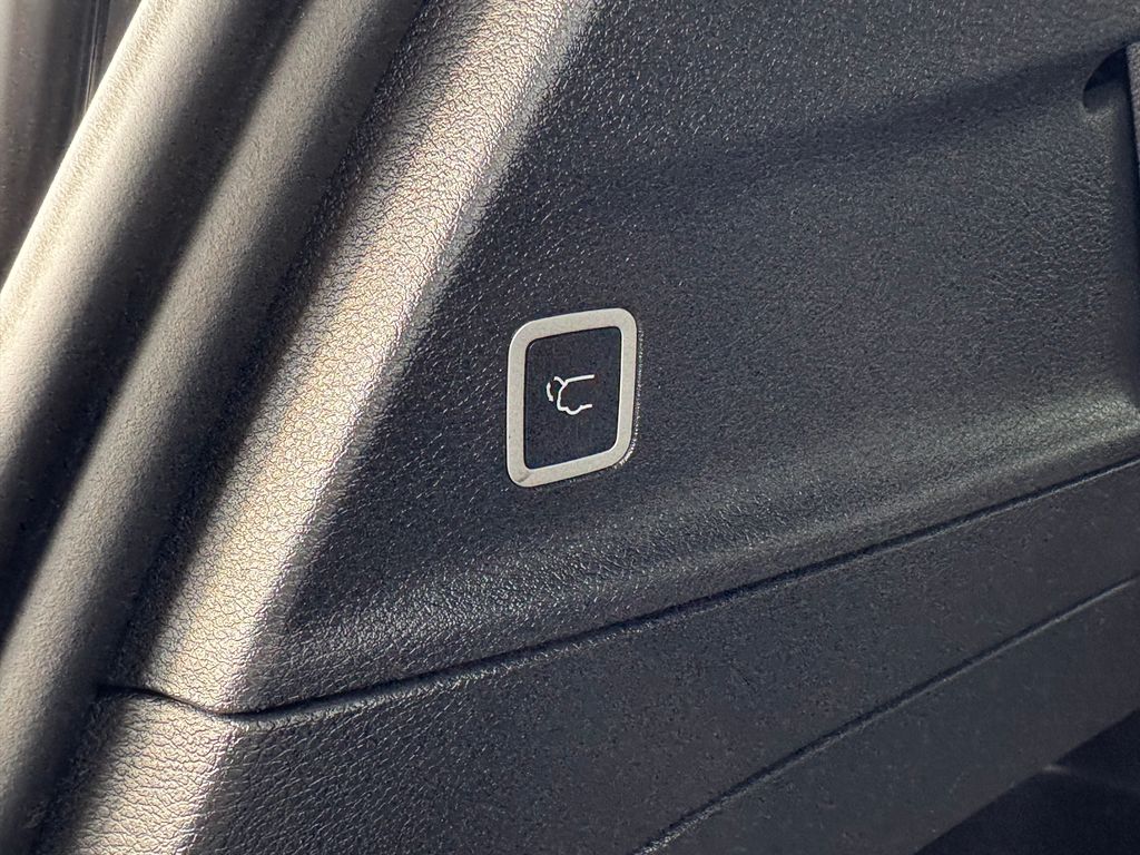 Used 2023 Chrysler Pacifica - photo 13