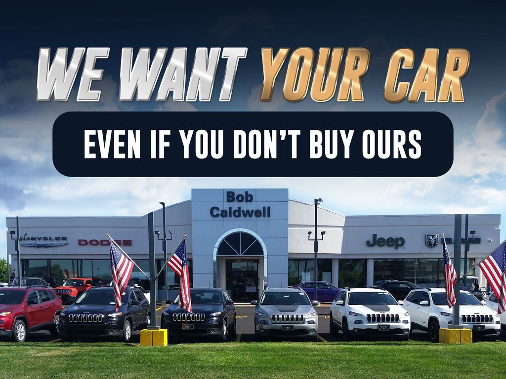 Used 2024 Chrysler Pacifica - photo 37