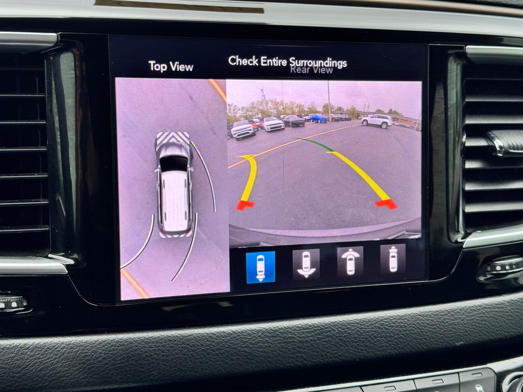 Used 2019 Chrysler Pacifica - photo 36