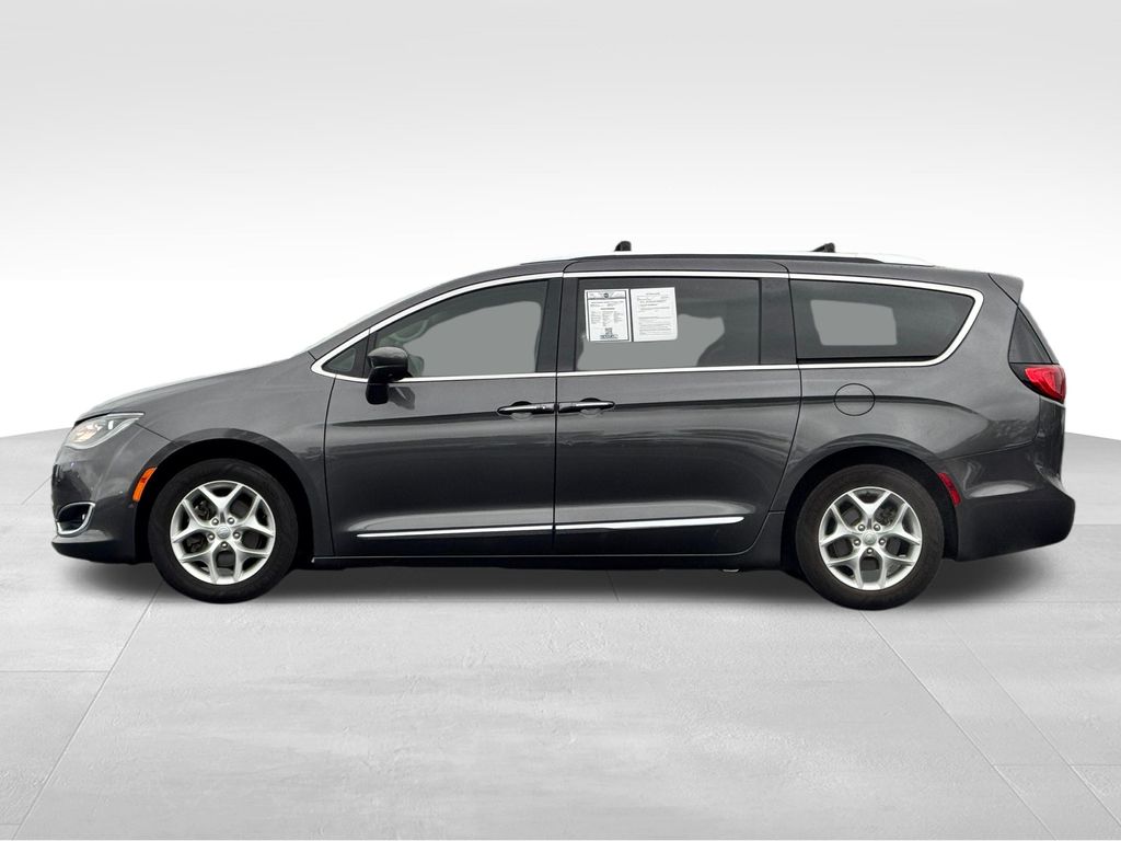 Used 2019 Chrysler Pacifica - photo 9
