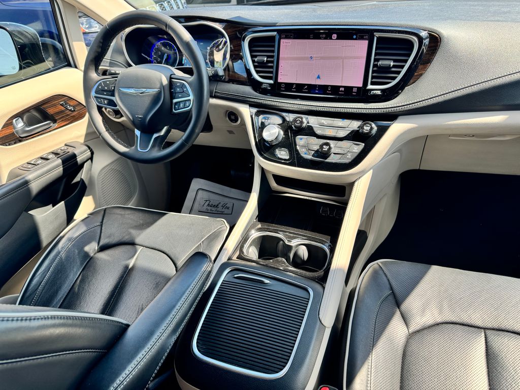 Used 2023 Chrysler Pacifica - photo 14