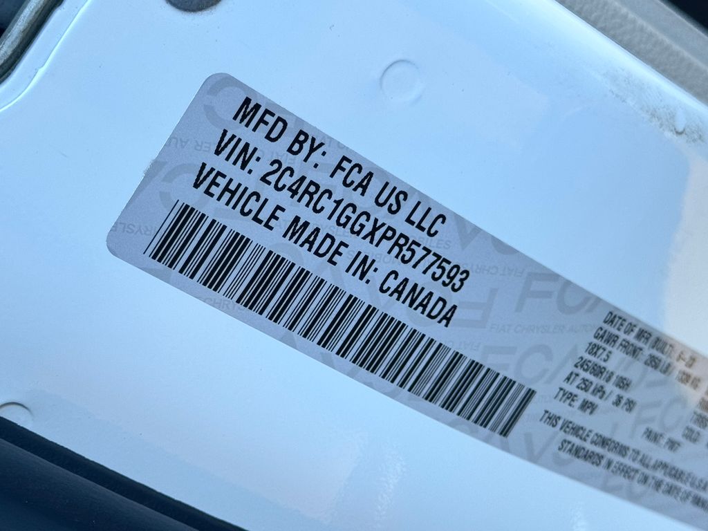 Used 2023 Chrysler Pacifica - photo 38