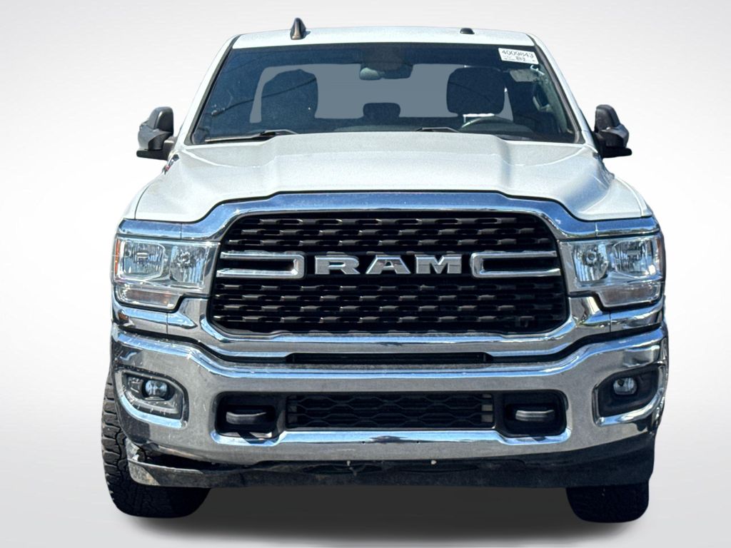 Used 2022 Ram 2500 - photo 2