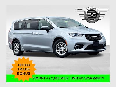 2023 Chrysler Pacifica FWD Minivan for sale #48619 - photo 1