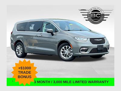 2023 Chrysler Pacifica AWD Minivan for sale #48637 - photo 1