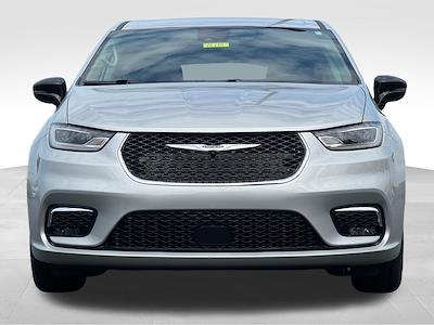 2024 Chrysler Pacifica FWD Minivan for sale #48710 - photo 2