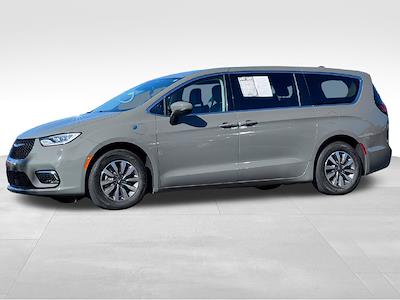 2023 Chrysler Pacifica FWD Minivan for sale #48805P - photo 2