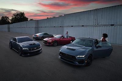 New 2025 Ford Maverick - photo 1