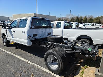 2025 Ford F-350 XL Crew Cab DRW 4x4 6.7L Diesel V8 179" Cab Chassis for sale #25T7143 - photo 2