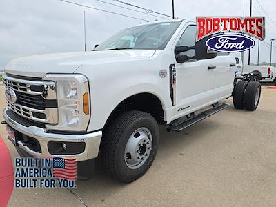 2025 Ford F-350 XL Crew Cab DRW 4x4 6.7L Diesel V8 179" Cab Chassis for sale #25T7791 - photo 1