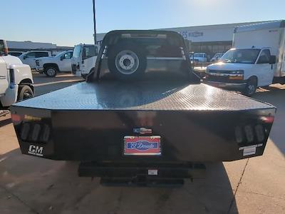 New 2025 Chevrolet Silverado 3500 Work Truck Crew Cab 4x4 Flatbed Truck for sale #FFSF308232 - photo 2