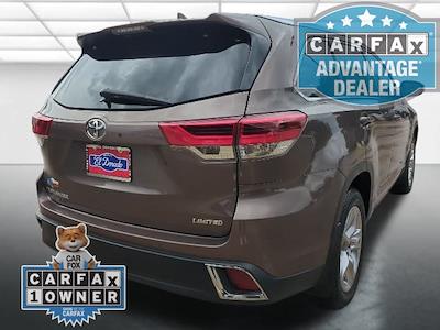 2019 Toyota Highlander FWD SUV for sale #KS297797 - photo 2