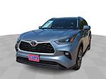 Used 2021 Toyota Highlander XLE SUV for sale #MS066624 - photo 35