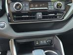 Used 2022 Toyota Highlander LE SUV for sale #NS095554 - photo 11