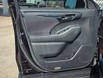 Used 2022 Toyota Highlander LE SUV for sale #NS095554 - photo 16