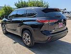Used 2022 Toyota Highlander XLE AWD SUV for sale #NS233859 - photo 2