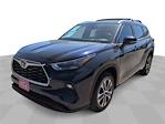 Used 2023 Toyota Highlander XLE SUV for sale #PS034452 - photo 1