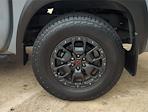 Used 2024 Nissan Frontier PRO-4X Crew Cab 4x4 Pickup for sale #RN607684 - photo 3