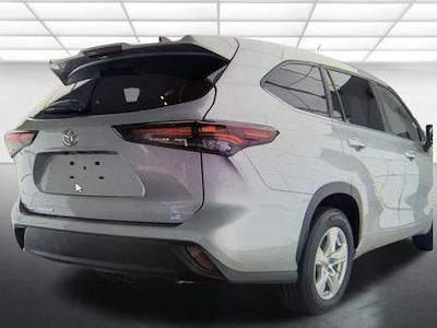 2024 Toyota Highlander FWD SUV for sale #RS050364 - photo 2