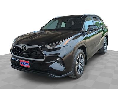 2024 Toyota Highlander FWD SUV for sale #RS536543 - photo 1
