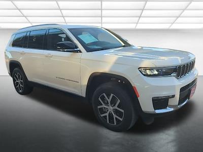 Used 2025 Jeep Grand Cherokee L Limited for sale #S8685607 - photo 1