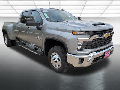 2026 Chevrolet Silverado 3500 Crew Cab 4WD Pickup for sale #TF145140 - photo 1