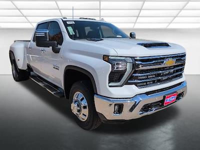 2026 Chevrolet Silverado 3500 Crew Cab 4WD Pickup for sale #TF153625 - photo 1