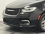 Used 2021 Chrysler Pacifica Touring Minivan for sale #BL3020A - photo 2